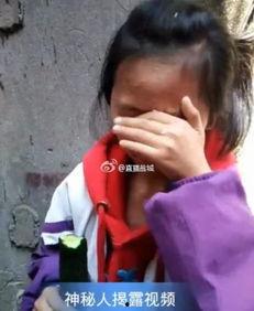 打架吃瓜女生视频,一场打架视频引发的校园热议